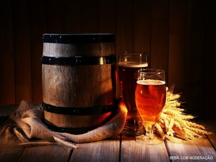 Uso de madeiras brasileiras no envelhecimento de cerveja