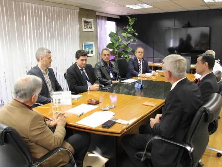 Embrapa e Ministério da Defesa assinam contrato para melhorar monitoramento ambiental e territorial do país