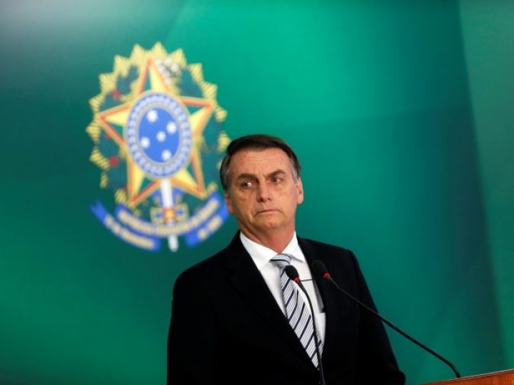 Presidente sanciona projeto de lei sobre posse de armas em propriedade rural