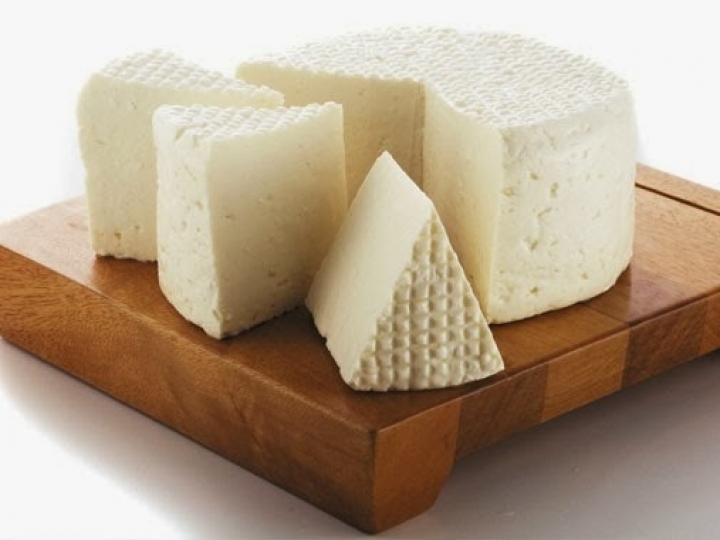 Mapa publica norma para a produção de queijo minas meia cura