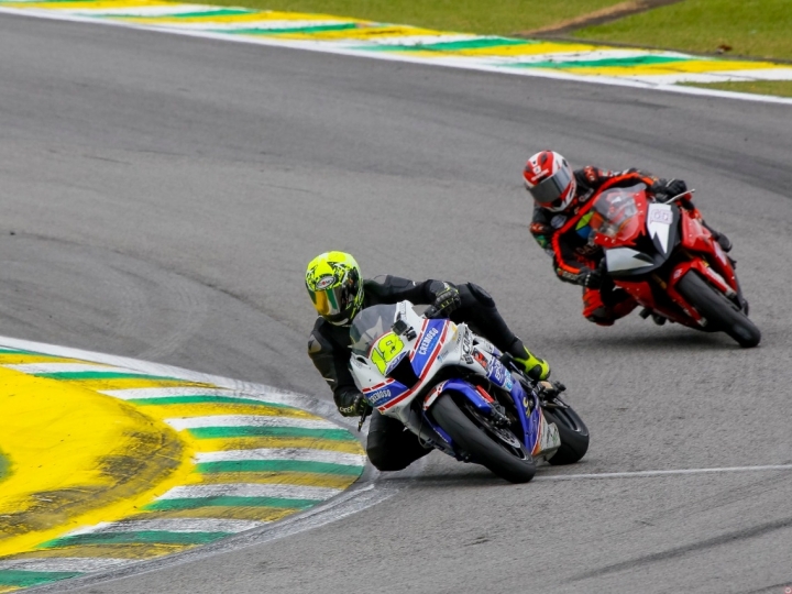 Guto Figueiredo fatura título do SuperBike em prova em Interlagos