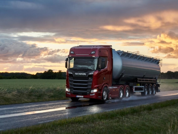 Scania lança caminhão de série mais potente do mundo