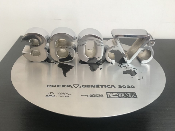 IZ recebe troféu “Expogenética 2020”
