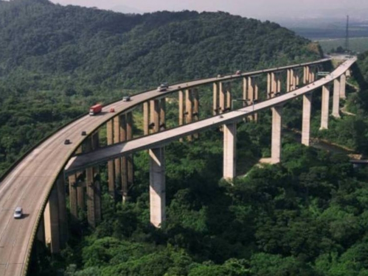 Governo de SP lança projeto para nova rodovia com destino ao Porto de Santos