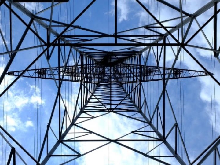  Governo busca aumentar oferta de energia, mas não prevê contratação emergencial