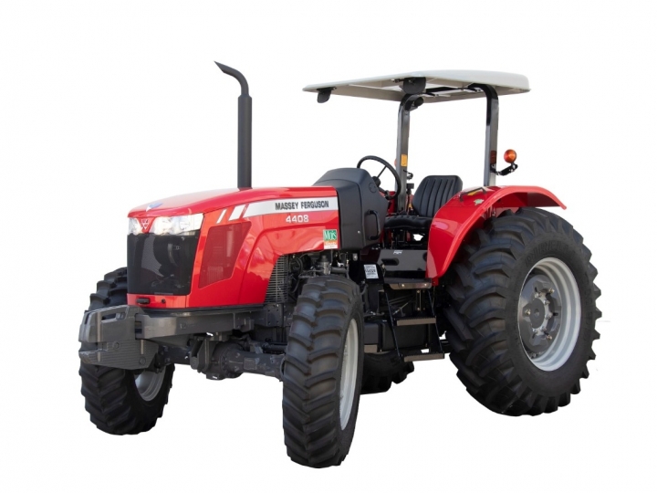Nova série de trator plataformado Massey Ferguson alia simplicidade e versatilidade com economia de combustível
