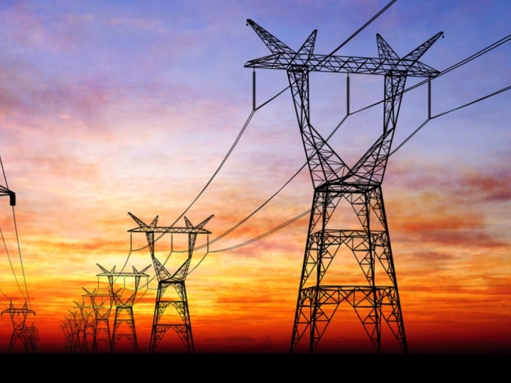 Usinas de cana discutem com governo como gerar mais energia diante de crise hídrica