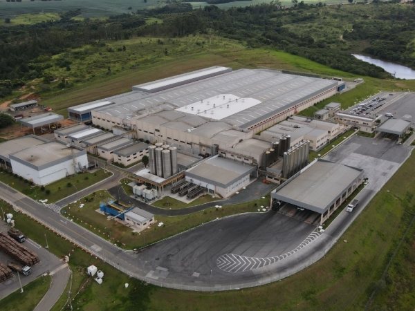 Iniciativa pioneira é da Unium, que comercializa o produto de alto valor agregado em sacos de 25kg  Créditos: Divulgação 