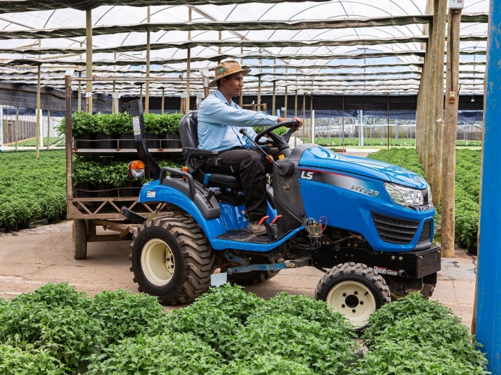 Governo do MS adquire tratores MT1.25 da LS Tractor
