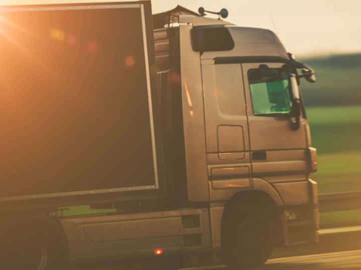 Como calcular o valor do frete? Entenda todas as variáveis e a melhor forma de reduzir os valores