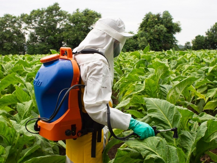 Jacto bate recorde de vendas e chega ao marco de 1 milhão de Pulverizadores Costais 