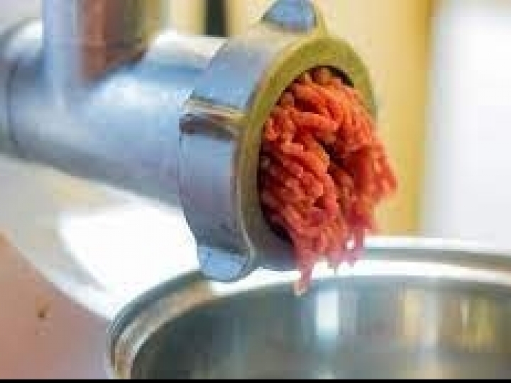 Governo de SP regulamenta a comercialização de carne moída fracionada