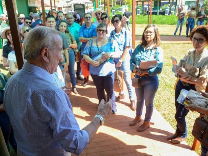 Secretaria de Agricultura firma parceria sobre educação e agronegócio