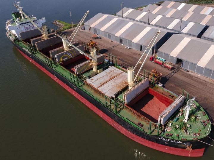 Porto Ponta do Félix investe para expandir em 78% capacidade de armazenamento de fertilizantes