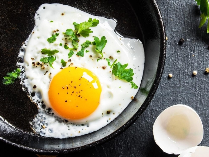 Estudos afirmam que o consumo de ovo na infância ajuda no desenvolvimento do cérebro