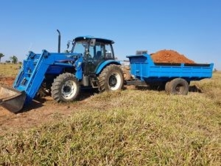Trator é ferramenta essencial na pecuária moderna
