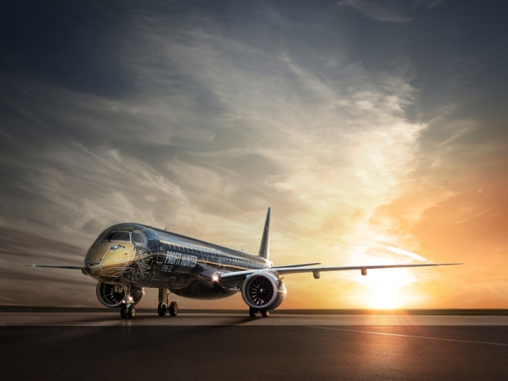 ‘TechLion’ E195-E2 da Embraer estreia no Airshow China 2022