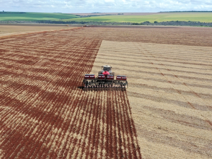 Semeadora, pulverizadores e carreta são os destaques da Baldan na 35ª Show Rural Coopavel
