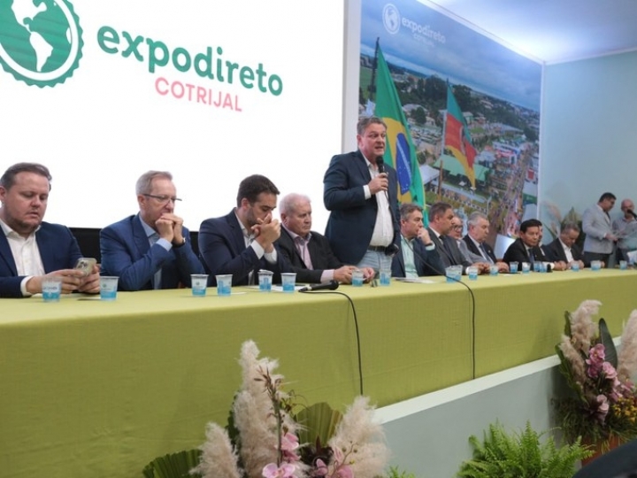 Ministro Fávaro defende redução de taxas de juros para o setor e segurança jurídica