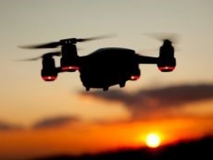 Novas regras da ANAC devem tornar pulverização por drones mais acessíveis