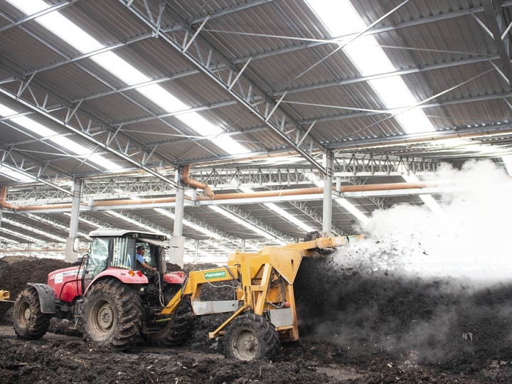 Transformação de lodo de esgoto em fertilizante orgânico foi destaque no 51º Congresso de Saneamento